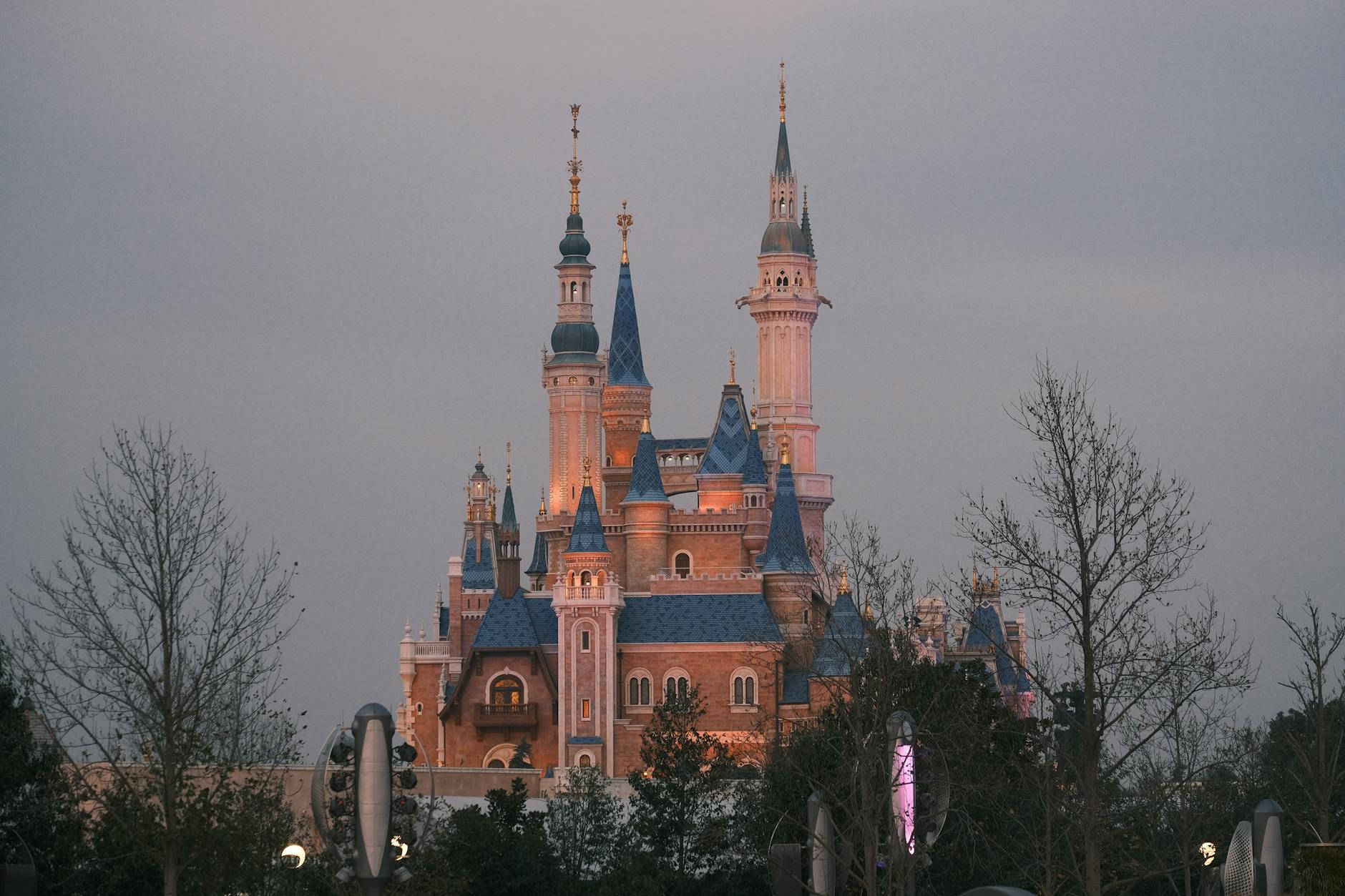 Non-Alcoholic Disney Favorites: Magical Sips and Treats for Everyone